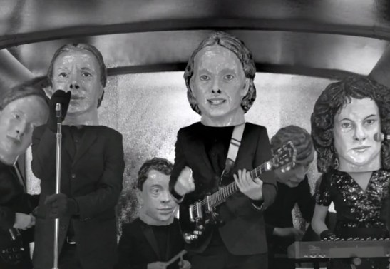 arcade-fire-reflektor-video[1]